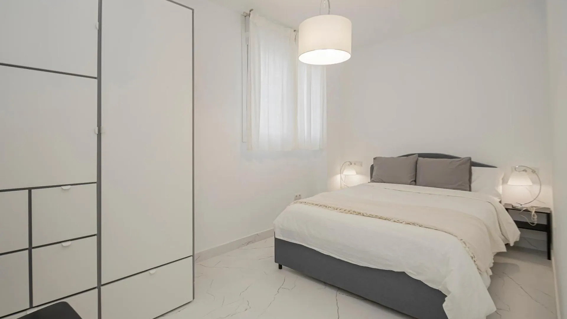 New! Stunning Modern 2Br Apt Next To Feria Séville 0*,  Espagne