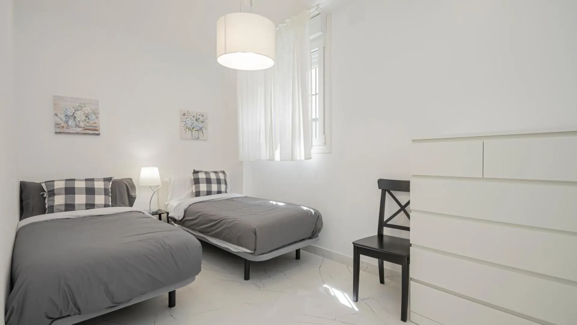 Apartmán New! Stunning Modern 2Br Apt Next To Feria Sevilla Španělsko